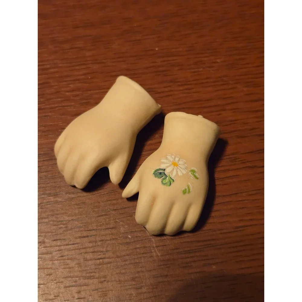 Vintage Bisque Porcelain‎ Doll Hands Replacement Hand Painted Daisy Flower Pair